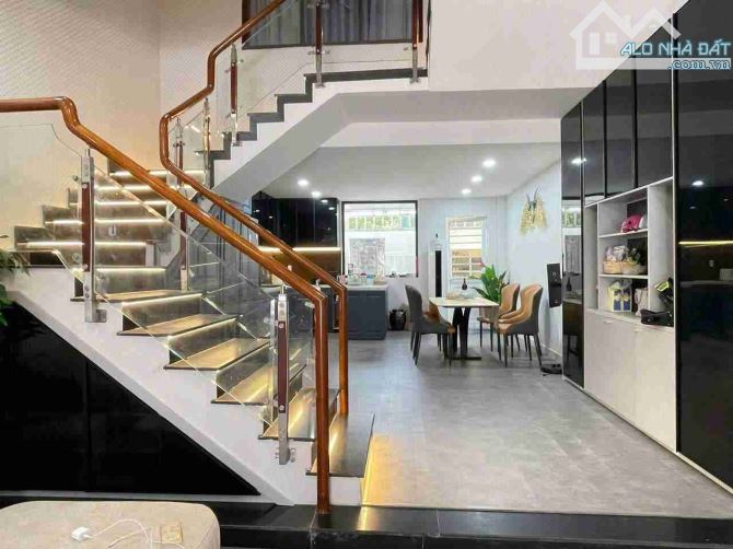 BÁN NHÀ MẶT TIỀN BÀU NĂNG – HÒA MINH, LC, DT 87.5M2, NHÀ 3 TẦNG CHỈ 6TY39
