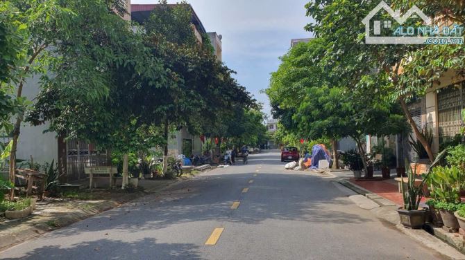 Pán lô đất đg Lương Văn Can làn 2 Âu Cơ, YNa, Kinh Bắc, TPBN. Giâ 7,x tỷ