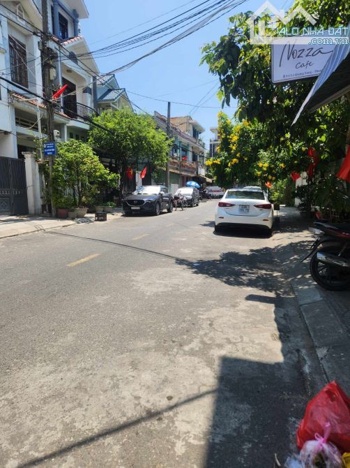 Chính chủ bán nhà 3 tầng. Đường lê quang sung.gần lê độ.Kinh doanh.biển thanh khê ĐÀ NẴNG