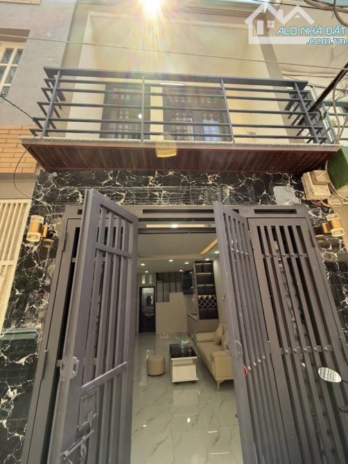 (Q7)NHÀ BÁN VIP NHẤT TRUNG TÂM -SỔ ĐẸP - NHĨNH 4 TỶ