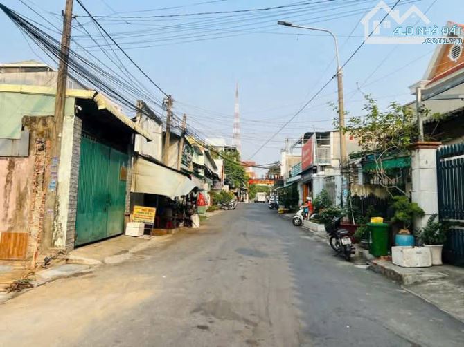 BÁN LÔ ĐẤT MẶT TIỀN DT 110M2, SỔ RIÊNG THỔ CƯ KP1 PHƯỜNG TÂN HIỆP.