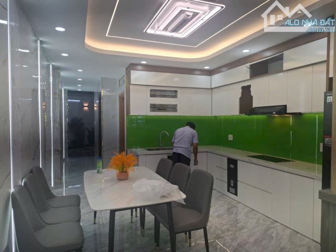 NHÀ MỚI FULL NỘI THẤT, HIỆP THÀNH , QUẬN 12