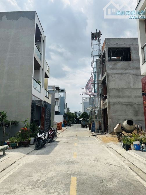 Đất Khu Đồng Bộ Đường 7m Tỉnh Lộ 10 Tân Tạo 54m2 (4x13,5) SHR Giá Tốt 2,8 Tỷ