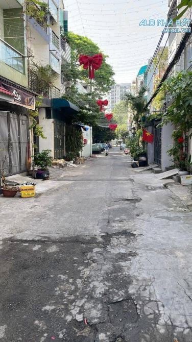 Bán nhà 2 tầng 70m2 ngay Tân Hương, sát mặt tiền, nhỉnh 3 tỷ