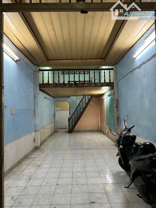 NHÀ CỦ TIỆN XÂY MỚI 57M2 HOÀ HƯNG, Q.10