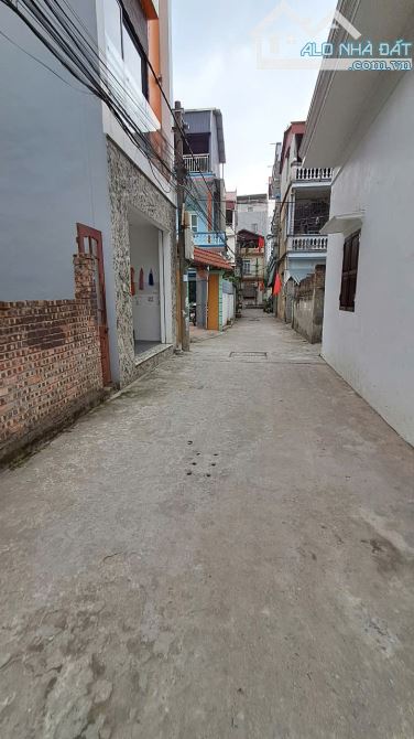 BÁN ĐẤT PHÚC LỢI 68M2, MT 6.8M, NGÕ NÔNG, Ô TÔ VÀO ĐẤT, 6.8 TỶ.