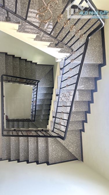 Nhà 3 tầng ô tô thông Phan Bội Châu, 120m2, ngang 6m, 3.x tỷ