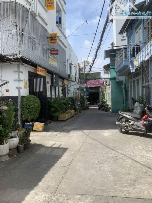 🚗 GIẢM 500 TRIỆU – CHỈ CÒN 6.3 TỶ – NHÀ 2 MẶT TIỀN HẺM – BTCT – HOÀN CÔNG 100%