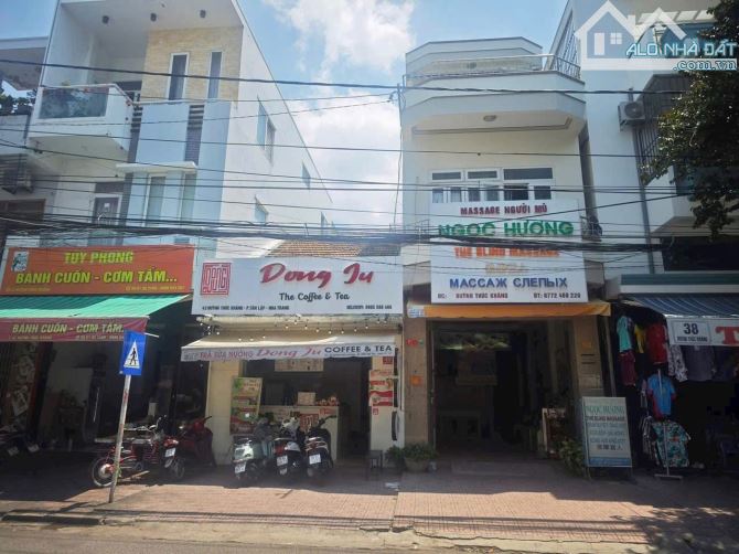 Bán nhà ngang 8m7 mặt tiền Huỳnh Thúc Kháng - Nha Trang