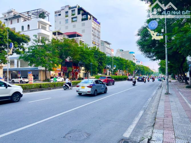 MẶT PHỐ NGUYỄN VĂN CỪ, LONG BIÊN, DT 55 M, 7 T, MT 6 M,  GIÁ 29 TỶ 8, TT PHỐ, KINH DOANH S