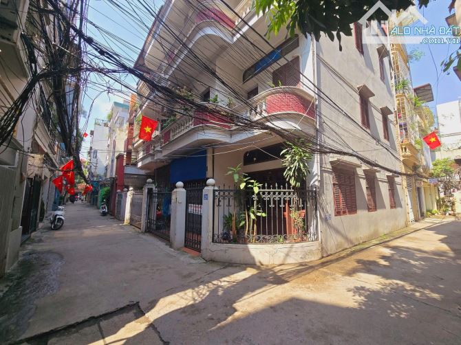 PHÂN LÔ ĐỘI NHÂN - GARA Ô TÔ - THÔNG SỐ ĐẸP - DT 92m2 4 tầng MT 7m Giá 15.5 tỷ