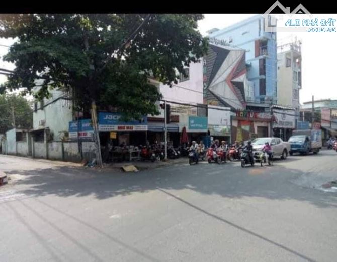 Siêu khủng 17m - gần 300m2  mặt tiền lô góc - thống nhất - Gò Vấp