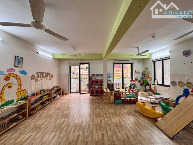 Bán nhà phố Khâm Thiên, Đống Đa 72m2, 9 tầng, mặt tiền 6.9m Lô Góc ô tô kinh doanh 19.8 tỷ