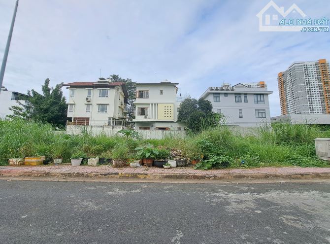 CHO THUÊ LÔ ĐẤT ĐỐI DIỆN SÔNG - NGANG 14M THUẬN TIỆN KINH DOANH - VỊ TRÍ VIEW ĐẸP