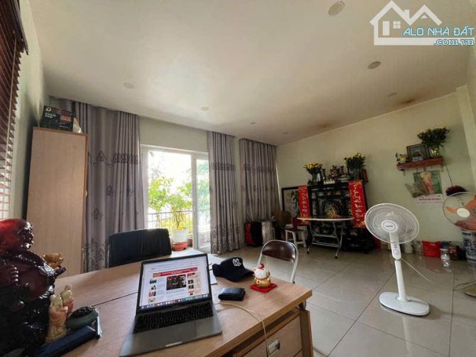 BÁN NHÀ MẶT TIỀN ĐƯỜNG NGUYỄN DUY HIỆU,KẾ PHỐ ĐÊM NHÀ GIÀU THẢO ĐIỀN,QUẬN 2