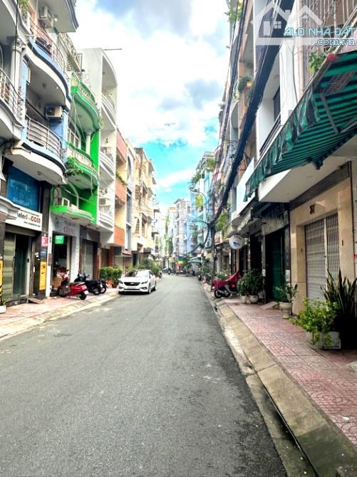 THƠM PHỨC- HẺM Ô TÔ THÔNG KHU BÀU CÁT P11 TÂN BÌNH- 5X15M- TIỆN XÂY MỚI- 8.X TỶ