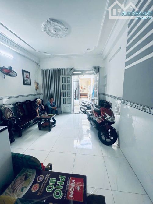 Hẻm thông Oto quay đầu, cách Nguyễn Văn Khối 20m, DT 52m2, Nhỉnh 4 tỷ