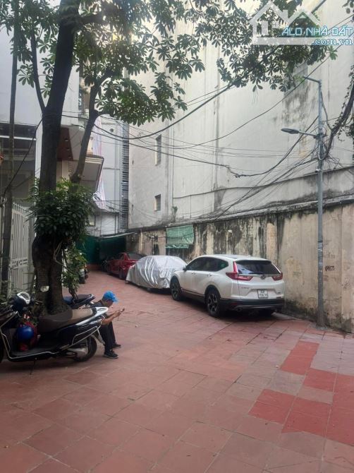 Bán nhà Phố Láng hạ,Đống đa. Diện tích 53,6m. 7 Tầng. Mặt tiền 4,5m .Giá 19 tỷ