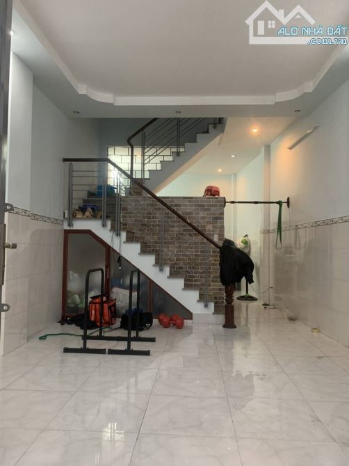 Hẻm 3 gác trường thì hoa quan12 dt 50m vuong