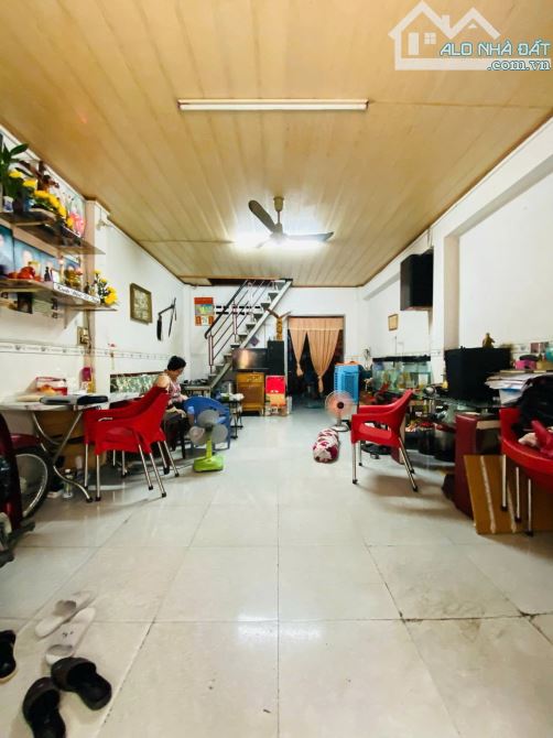 Nhà mặt tiền đường Vân Côi, Trung tâm Tân Bình