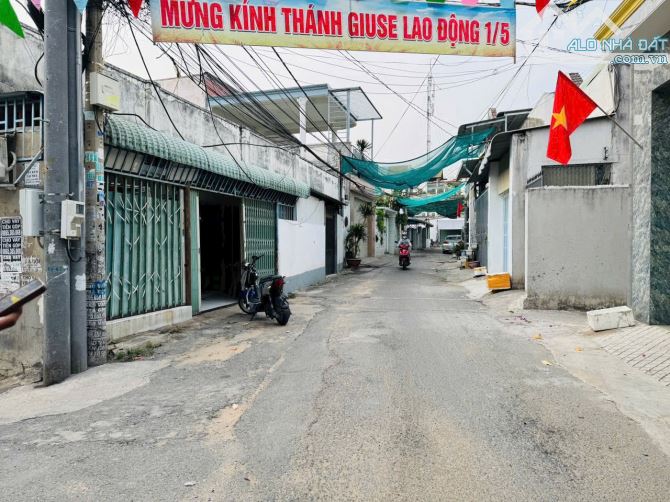 Bán Nhà Cấp 4 Mặt Tiền Kinh Doanh P.Tam Hiệp, gần Giáo Xứ Xuân Hoà, Chợ Lý Văn Sâm, Ốc 13