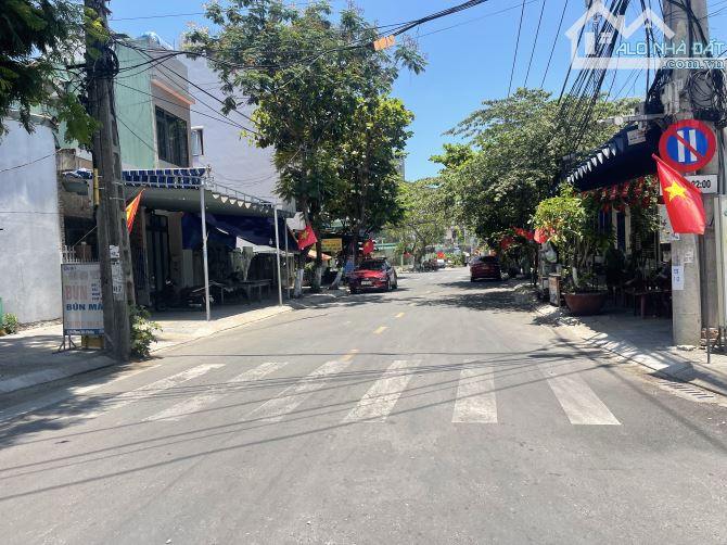 Bán Nhà Phan Bá phiến, Sơn Trà, Gần Bãi Tắm, 61m2, 3 Tầng, 3.x Tỷ