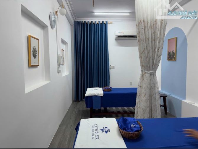 Bán nhà đường Bạch Đằng , Tân Tiến , Nha Trang