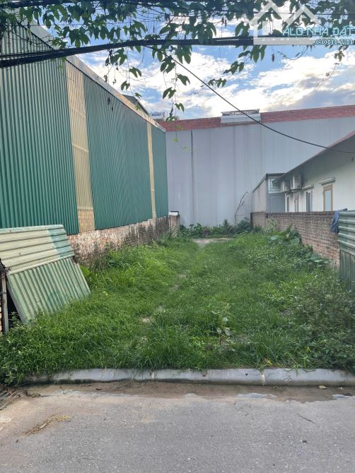 BÁN ĐẤT LONG BIÊN - VF6 TRÁNH - NGÕ RỘNG ĐẸP THÔNG - DÂN CƯ VĂN MINH - 78m2 - HƠN 6tỷ
