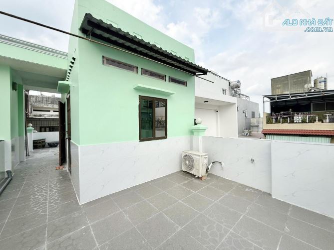 NGAY HỌC VIÊN HÀNH CHÁNH QUỐC GIA - BA THÁNG HAI QUẬN 10 - 47M² - 4 TẦNG 8.9 TỶ