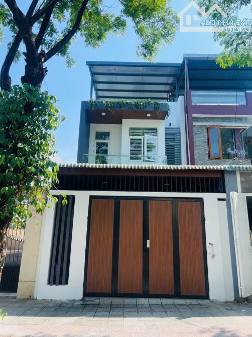 🌟 BÁN NHÀ 2 TẦNG 1 TUM SIÊU ĐẸP – FULL ĐIỆN THÔNG MINH – BÙI THIỆN NGỘ, HOÀ XUÂN, CẨM LỆ