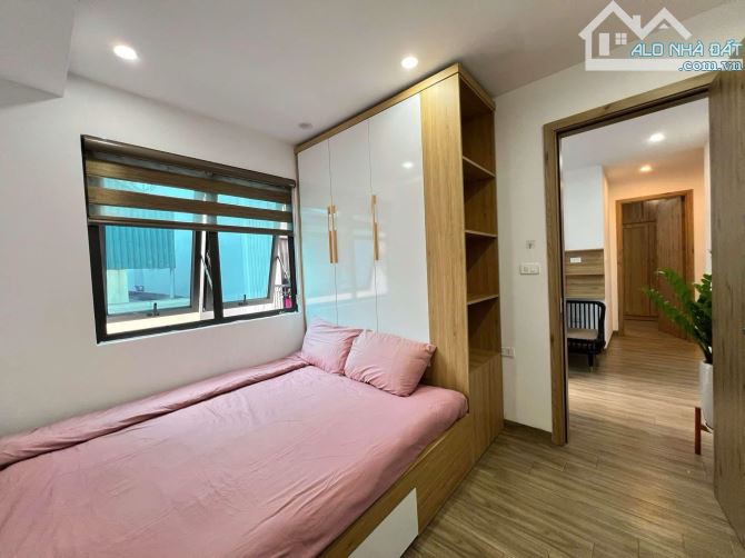 Bán toà CCMN Đội Cấn, 85m2*7T, 12 phòng 2n1k, PCCC & GPXD đủ, dòng tiền 90 triệu/ tháng