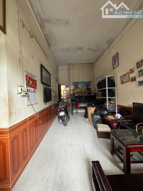 BÁN ĐẤT TẶNG NHÀ  TÂN XUÂN – 79M² – MT 6.3M – LÔ GÓC – Ô TÔ ĐỖ – TIỆN ÍCH CIPUTRA – 12 TỶ