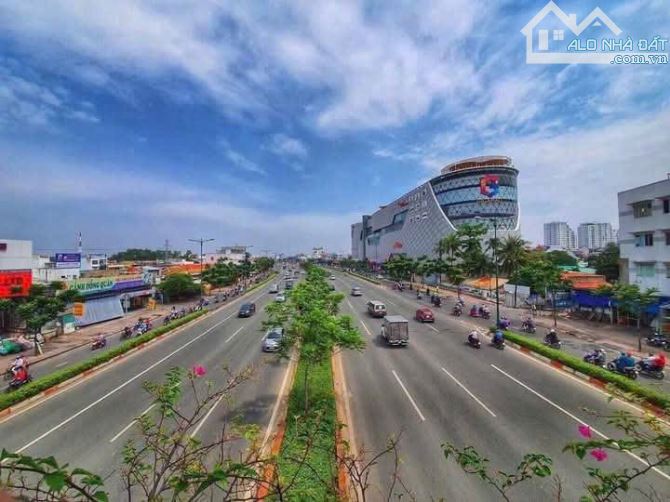 [CỰC HIẾM] ĐẤT MẶT TIỀN PHẠM VĂN ĐỒNG  - 162m2 (5.2 M x32m) 💵 1x tỷ