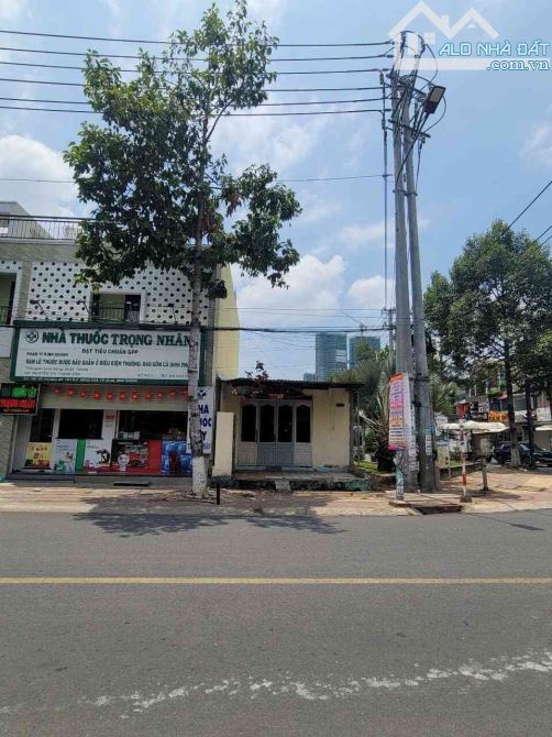 Bán nhà cấp 4 (5x20m), mặt tiền Võ Thị Sáu p. Đông Hòa gần siêu thị Go Dĩ An