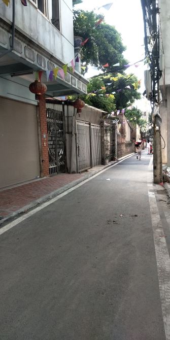 6,99 tỷ Bán nhà 30m 5 tầng lô góc dân xây,phường Ngọc thụy,quận long biên.30m ra Hồng Tiến