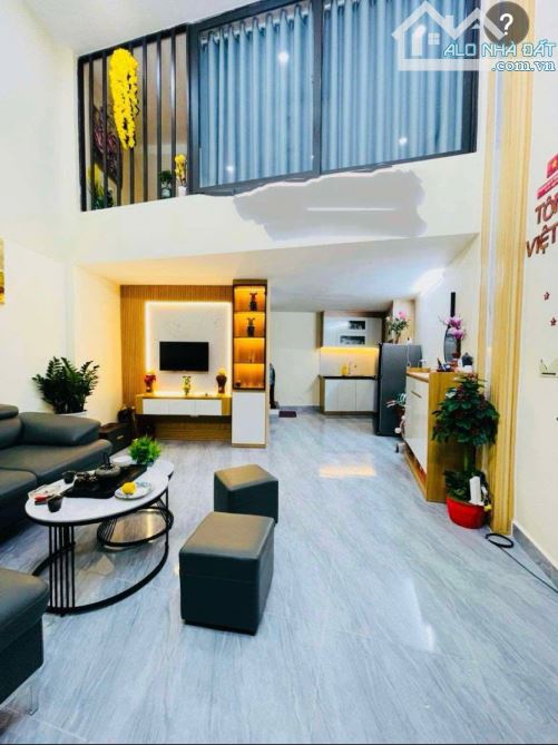 Bán nhà Trương Định - full nội thât , đủ tiện ích an sinh tốt , dt 35M giá 3.35 tỷ
