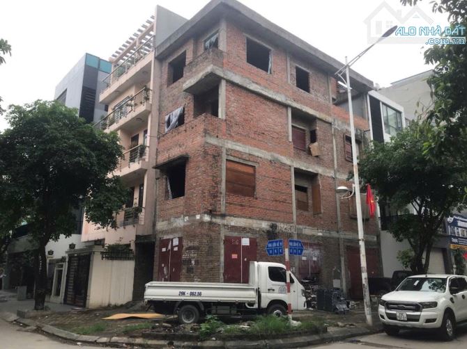 BÁN LIỀN KỀ VĂN KHÊ, LÔ GÓC 3 MẶT THOÁNG, 111M, MẶT TIỀN 21M, GIÁ CHÀO 2x TỶ