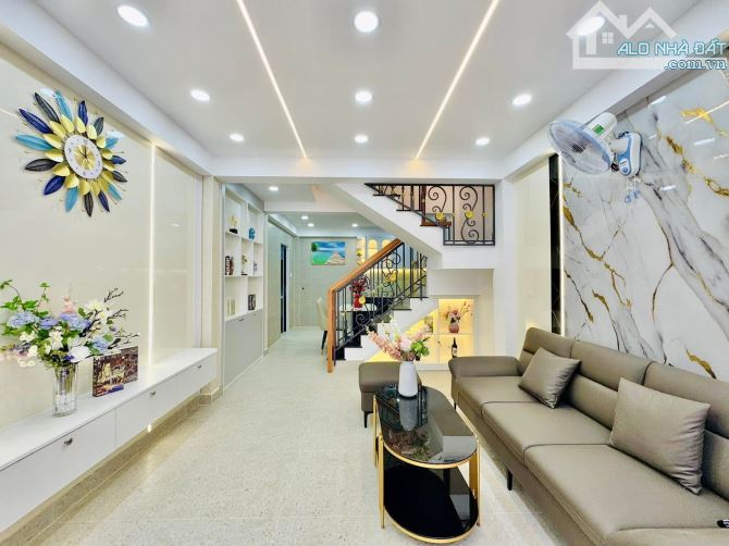 40m2, NHÀ BÁN 4 PN, HẺM 3.5M THÔNG, QUANG TRUNG F10, GV NHỈNH 5 TỶ