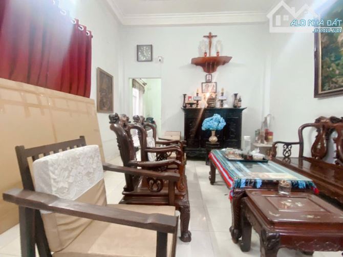 🔥 BÁN ĐẤT TẶNG NHÀ – HẺM XE HƠI CMT8 – 136.6m² – GIÁ 18.2 TỶ TL
