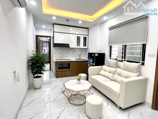 NHÀ MỚI THANG MÁY 7 TẦNG NGÕ 82 KIM MÃ, GIANG VĂN MINH DT 40M GIÁ 10.8 TỶ