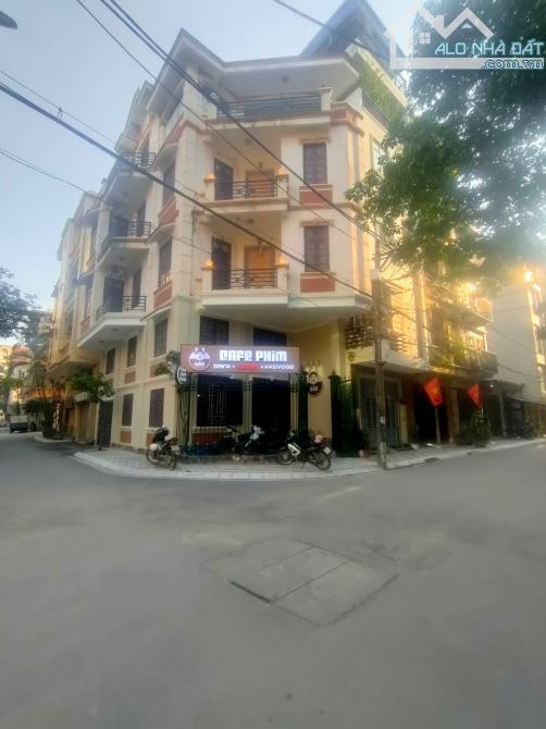 BÁN NHÀ PHÂN LÔ HOÀNG QUỐC, LÔ GÓC, VỈA HÈ ÔTÔ TRÁNH, VIEW THOÁNG, 66M2 CHỈ 26 TỶ 800