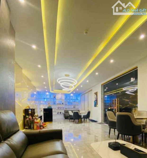 🔥 LÔ GÓC 2 MẶT TIỀN – NGAY SÁT CẦU RỒNG – CHO THUÊ 80 TRIỆU/THÁNG – CHỈ 4x TỶ 🔥