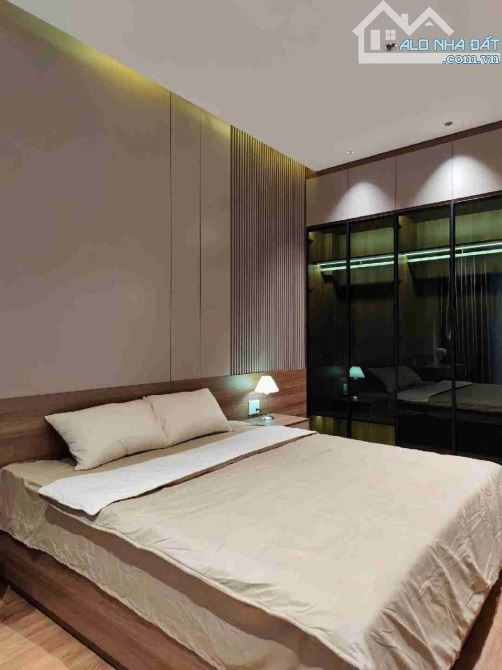 BÁN NHÀ ĐẸP - VỊ TRÍ VÀNG - GIÁ TỐT TẠI  LÔ GIÁNG 24