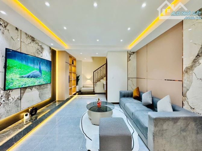 Bán nhà đẹp P.22 BTH, hàng xóm Landmark 81, Full nội thất xịn sò, sổ vuông A4, nhỉnh 7 tỷ