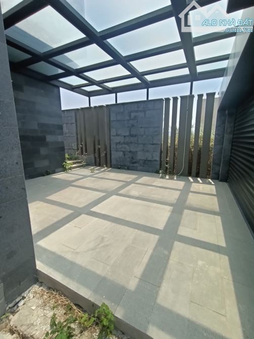 BIỆT THỰ 3 MẶT THOÁNG VIEW SÔNG MẶT TIỀN ĐƯỜNG SONG HÀO -VỊ TRÍ ĐẸP.