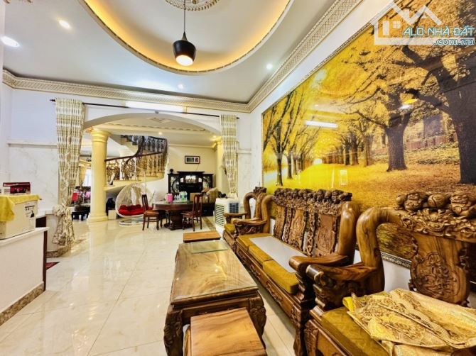 Biệt Thự + Kho Xưởng 3.222m² – Mặt Tiền Nguyễn Trung Trực – Trung Tâm Dĩ An – Chỉ 75 Tỷ –