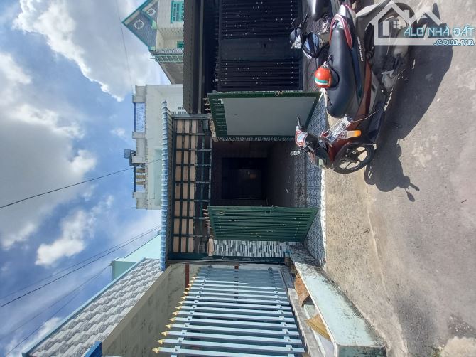 CẮT LỖ 300 TRIỆU BÁN GẤP CĂN NHÀ 140M2 GẦN CHỢ XOÀI ĐÔI TRỌN GÓI 1 TỶ 850