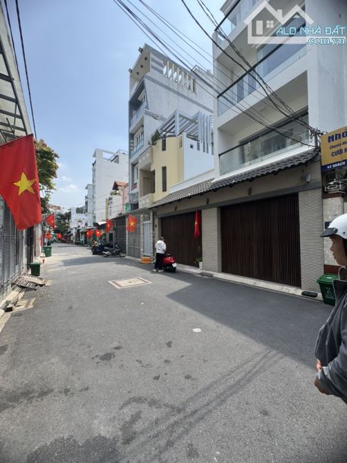 NHÀ BÁN TRUNG TÂM TÂN PHÚ  - MT QUÁCH HỮU NGHIÊM - PHÚ THẠNH. 125M2 – GÍA 12,8 TỶ