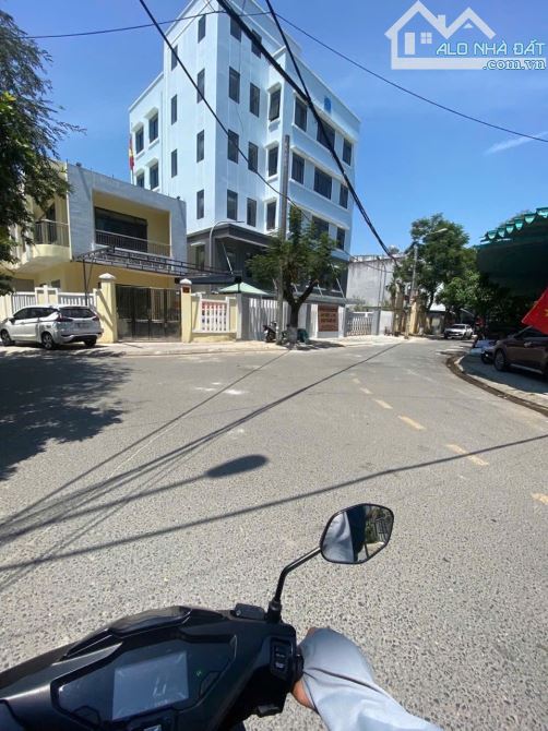 BÁN NHÀ KIỆT OTO NGUYỄN VĂN HUỀ - GIÁ 3,5 TỶ