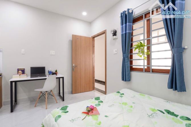 Trống 1 phòng full nội thất Ngã tư hàng xanh Bình Thạnh